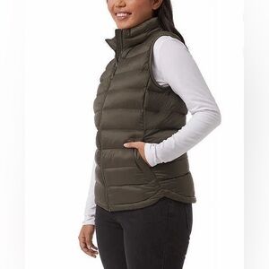 Women’s 32 Degrees Heat Quilted Puffer Vest - Forestwood Green Size Medium NWOT
